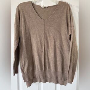 Milano Soft Knit V Neck Sweater Tan Beige Taupe Lightweight Pullover Women’s Med